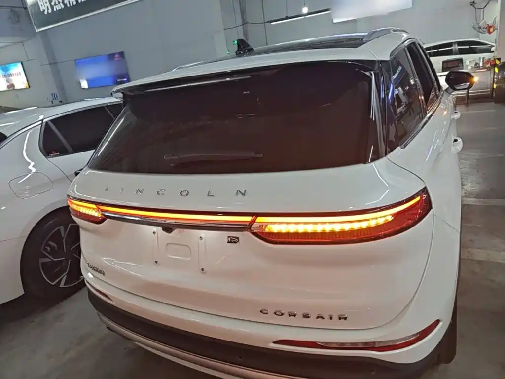 Lincoln Corsair — миниатюра 6