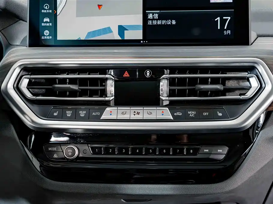BMW X3 — миниатюра 13