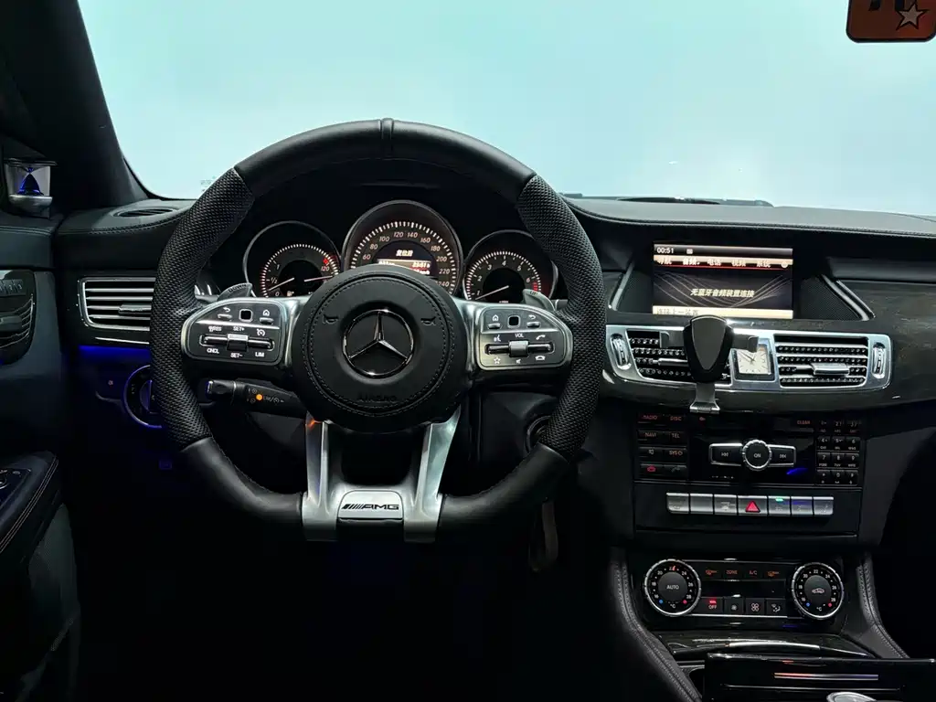 Mercedes-Benz CLS — миниатюра 15
