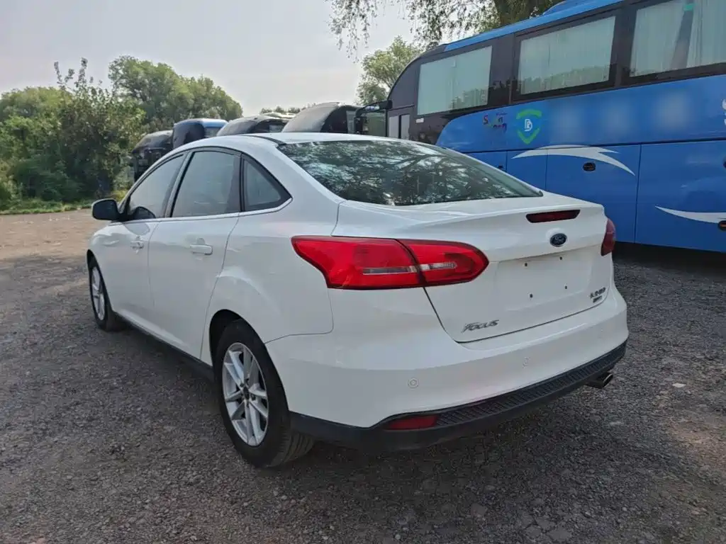 Ford Focus — миниатюра 5