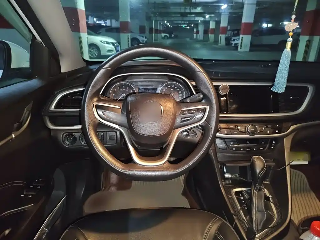 Buick Excelle — миниатюра 3