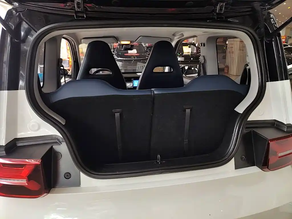 Wuling MINIEV — миниатюра 19