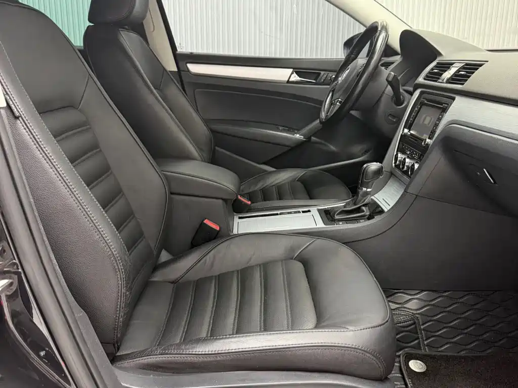 Volkswagen Passat — миниатюра 11