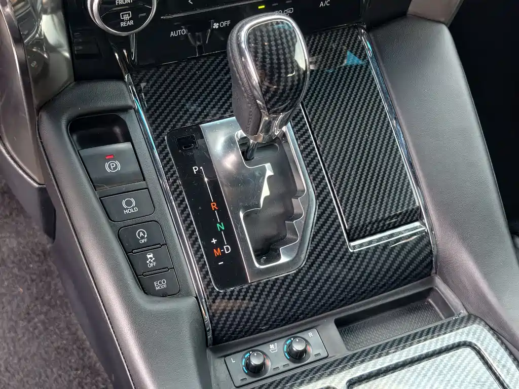 Toyota Alphard 2018 3.5L Luxury