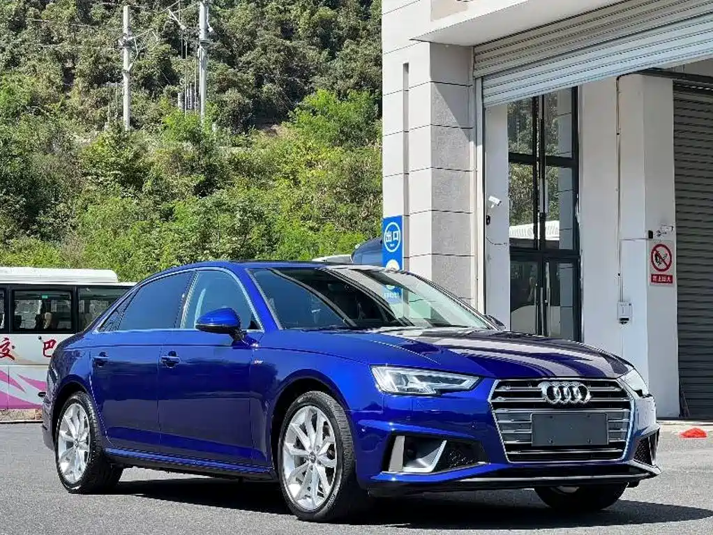 Audi A4L — миниатюра 3