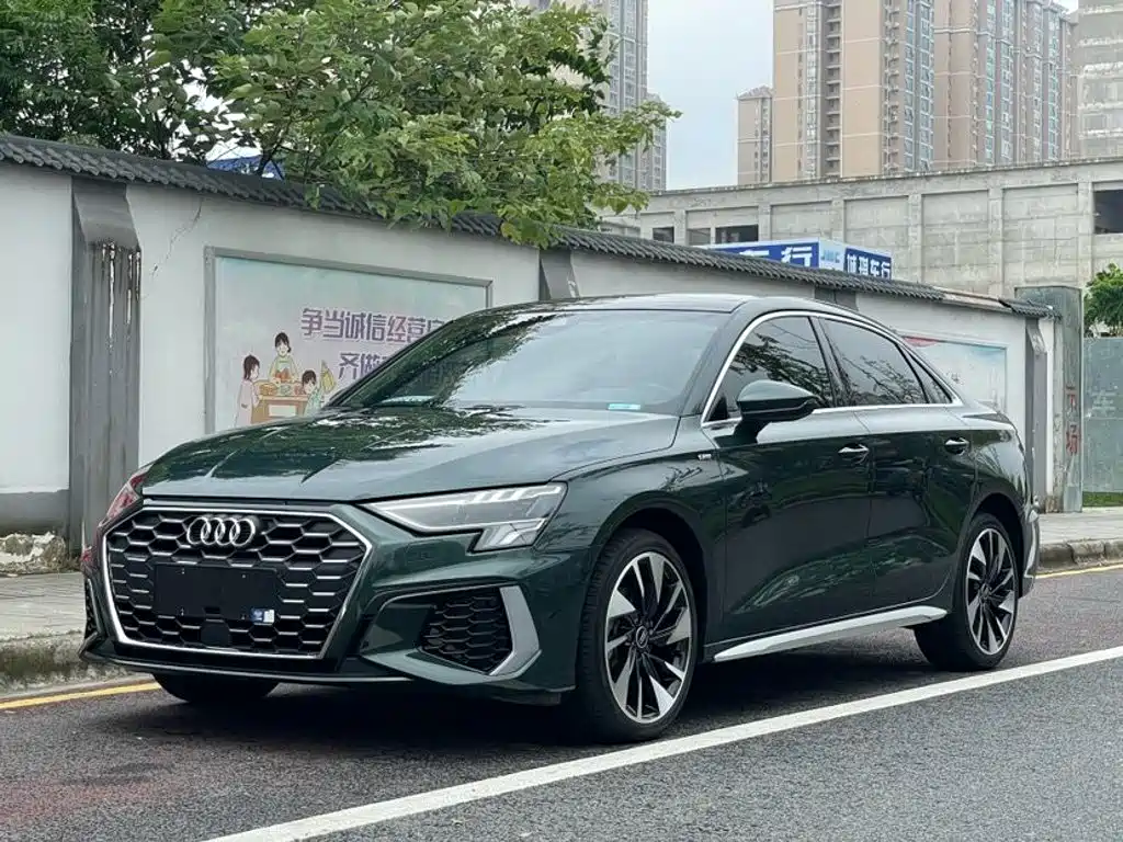 奥迪A3 2023款 A3L Limousine 35 TFSI 时尚运动型 2023