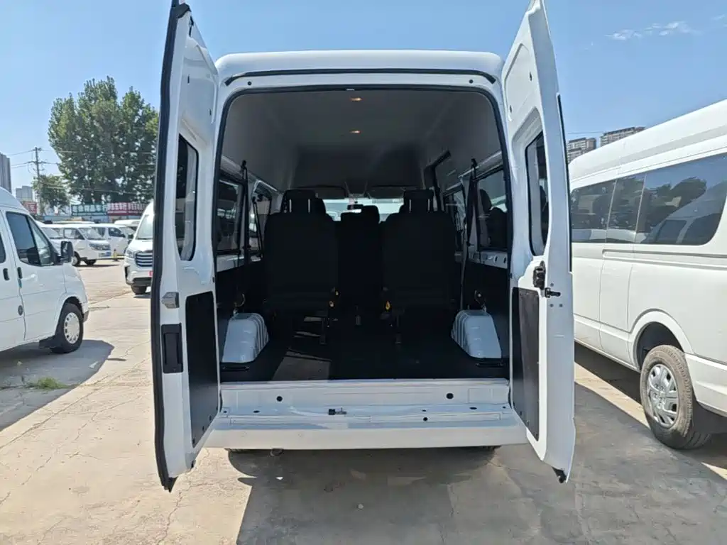 JMC JMC Fushun — миниатюра 19