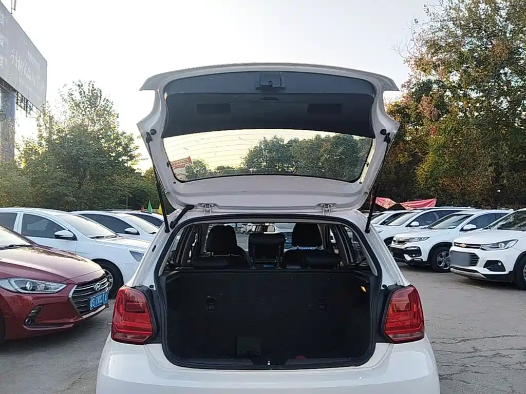 Volkswagen Polo — миниатюра 19