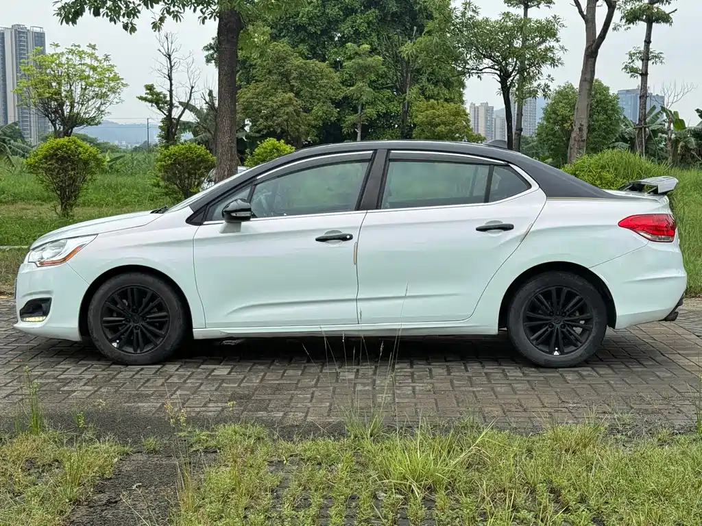 Citroen C4L — миниатюра 4