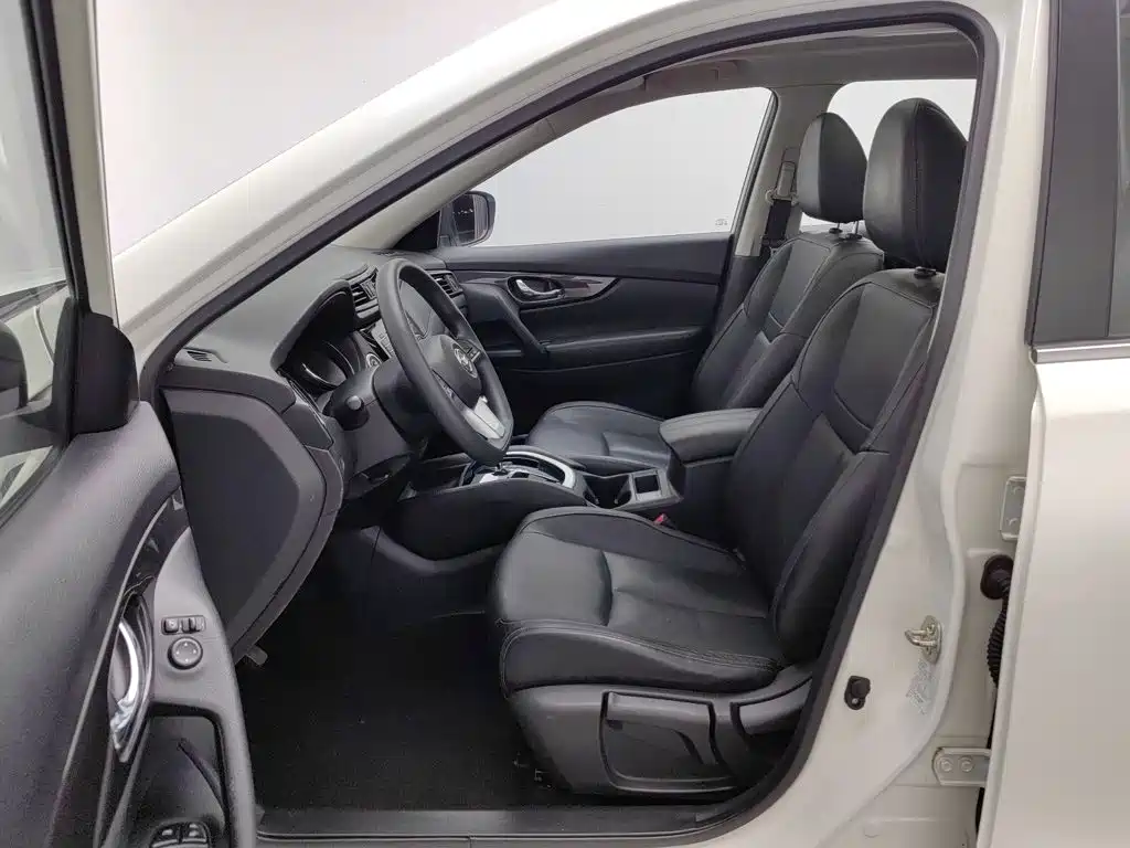 Nissan X-Trail — миниатюра 10