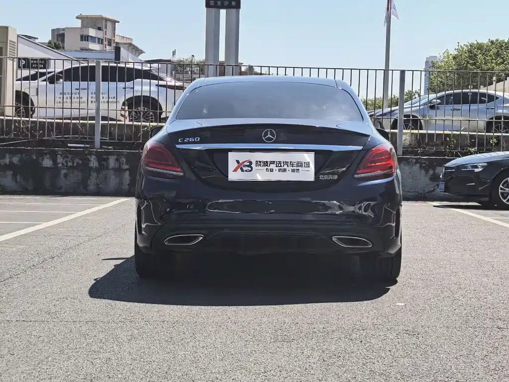 Mercedes-Benz C-Class — миниатюра 10