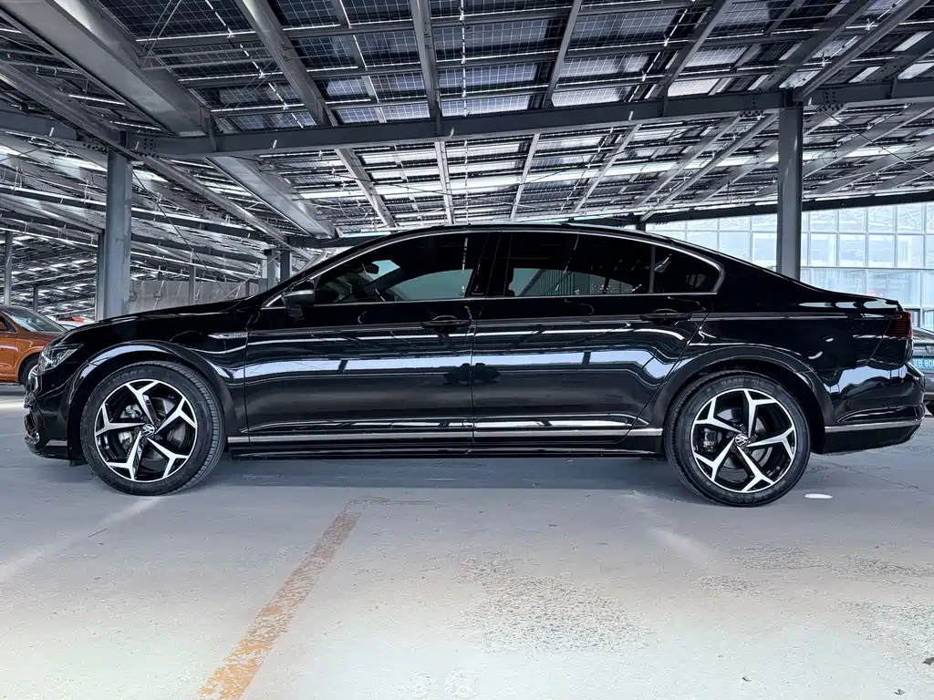 Volkswagen Magotan — миниатюра 3
