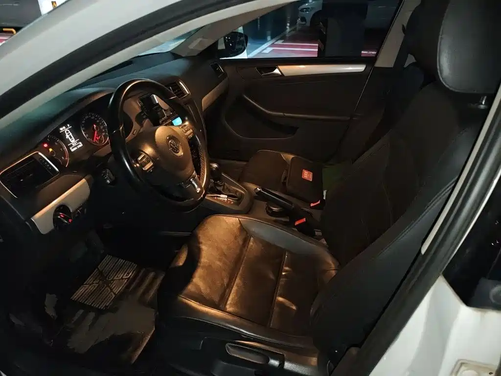 Volkswagen Sagitar — миниатюра 8