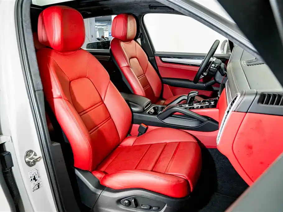 Porsche Cayenne Hybrid — миниатюра 21