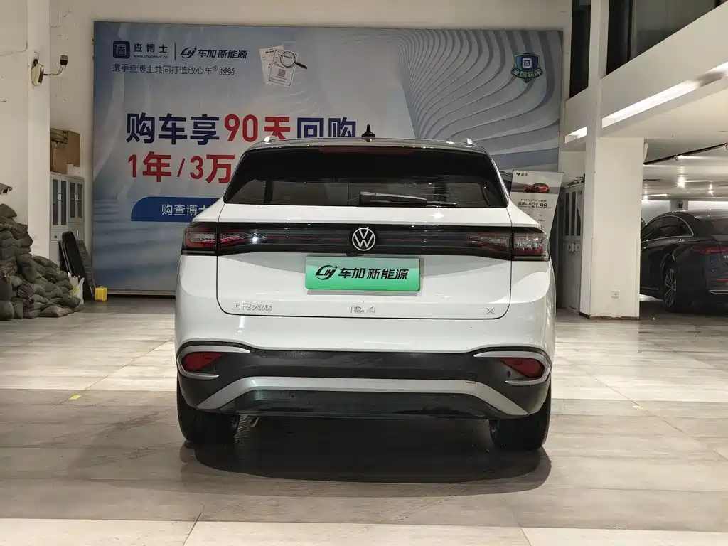 VOLKSWAGEN ID.4 X