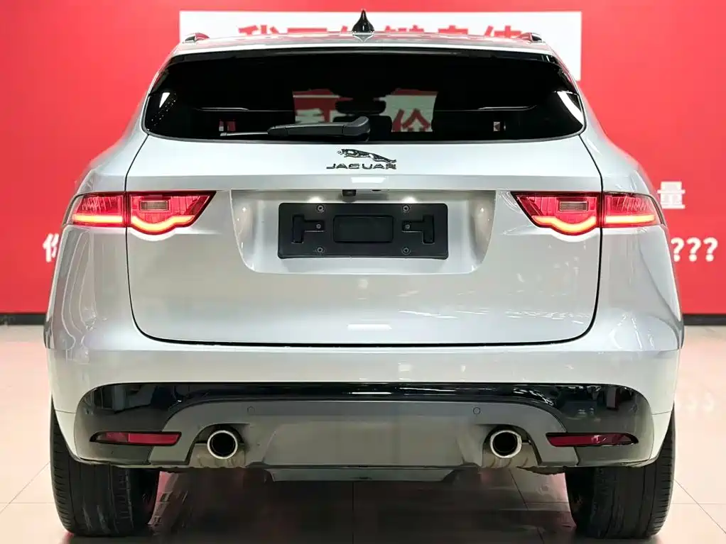 Jaguar F-PACE — миниатюра 6