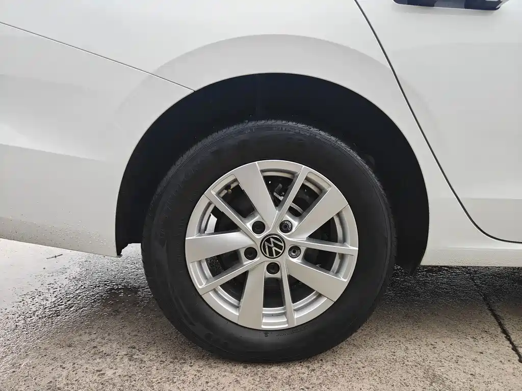 Volkswagen Lavida — миниатюра 15