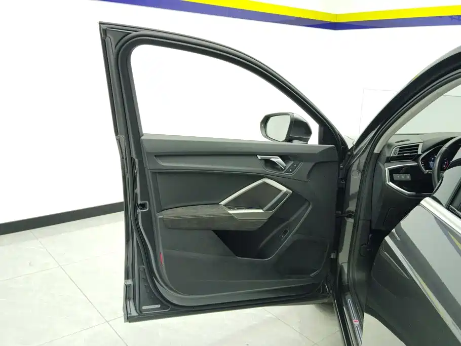 Audi Q3 — миниатюра 7