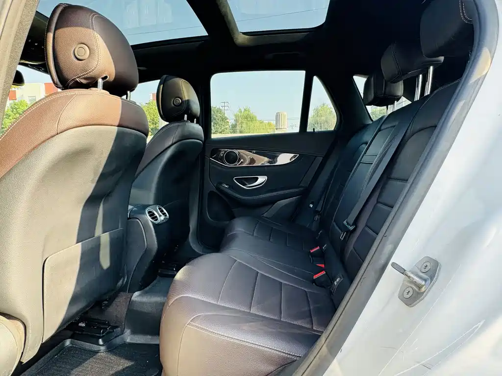 Mercedes-Benz GLC — миниатюра 7