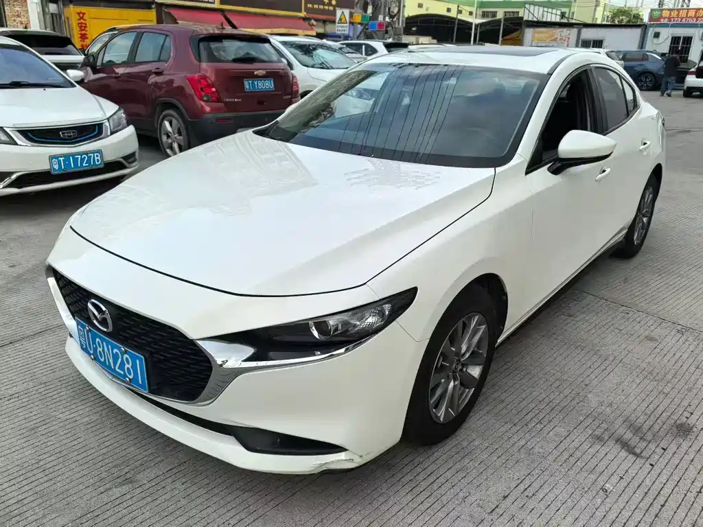 Купить Mazda 3 Axela