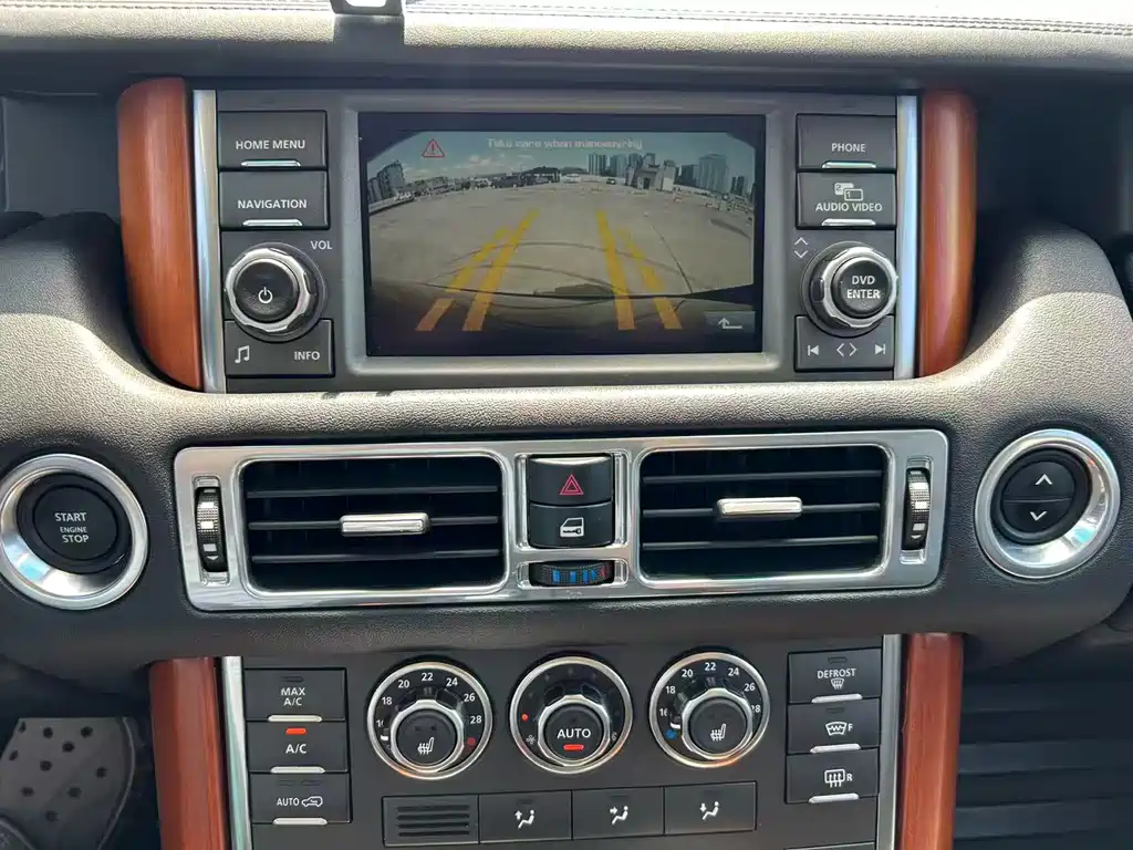 Land Rover Range Rover — миниатюра 11