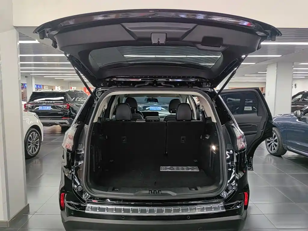 Ford Edge — миниатюра 19