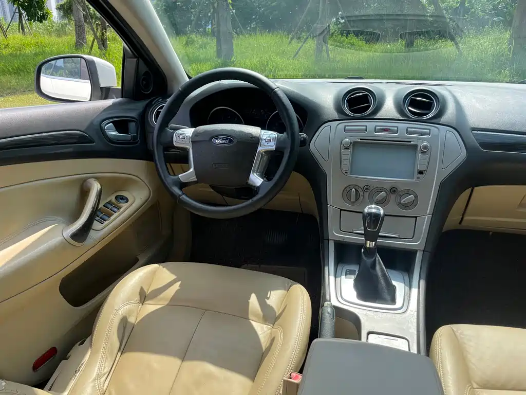 Ford Mondeo Zhisheng — миниатюра 17