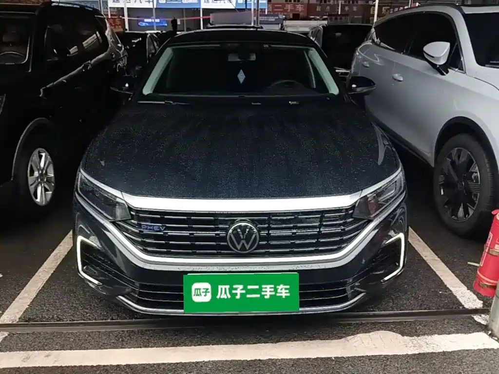 Volkswagen Passat PHEV — миниатюра 3