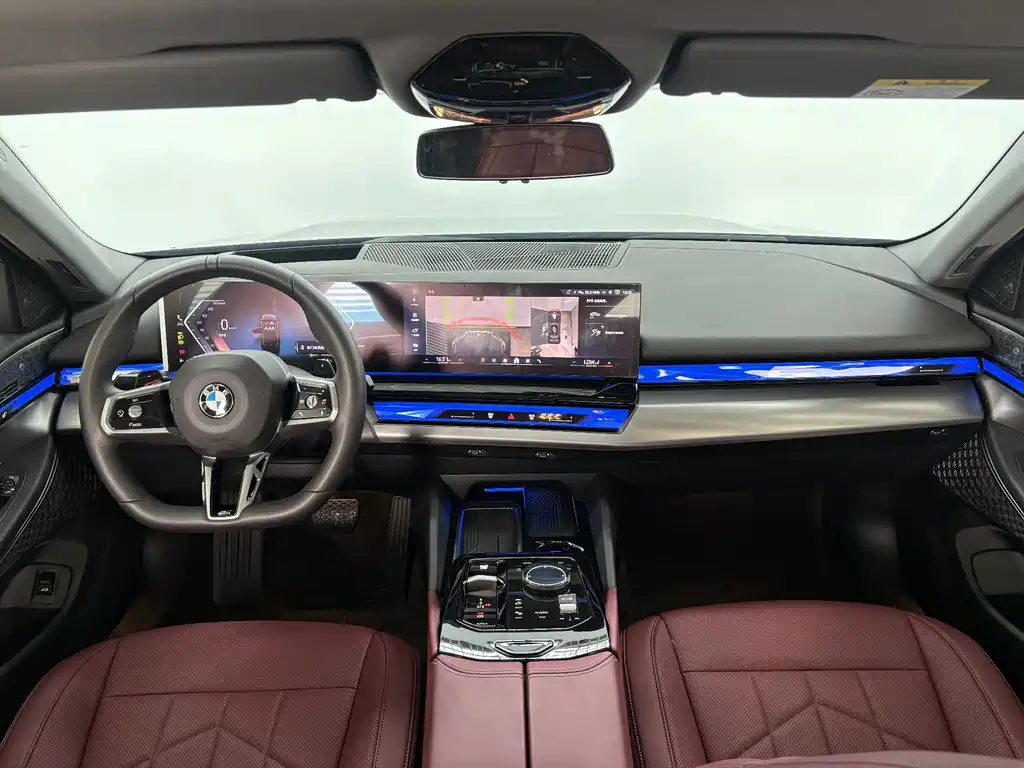 BMW 5 Series — миниатюра 14