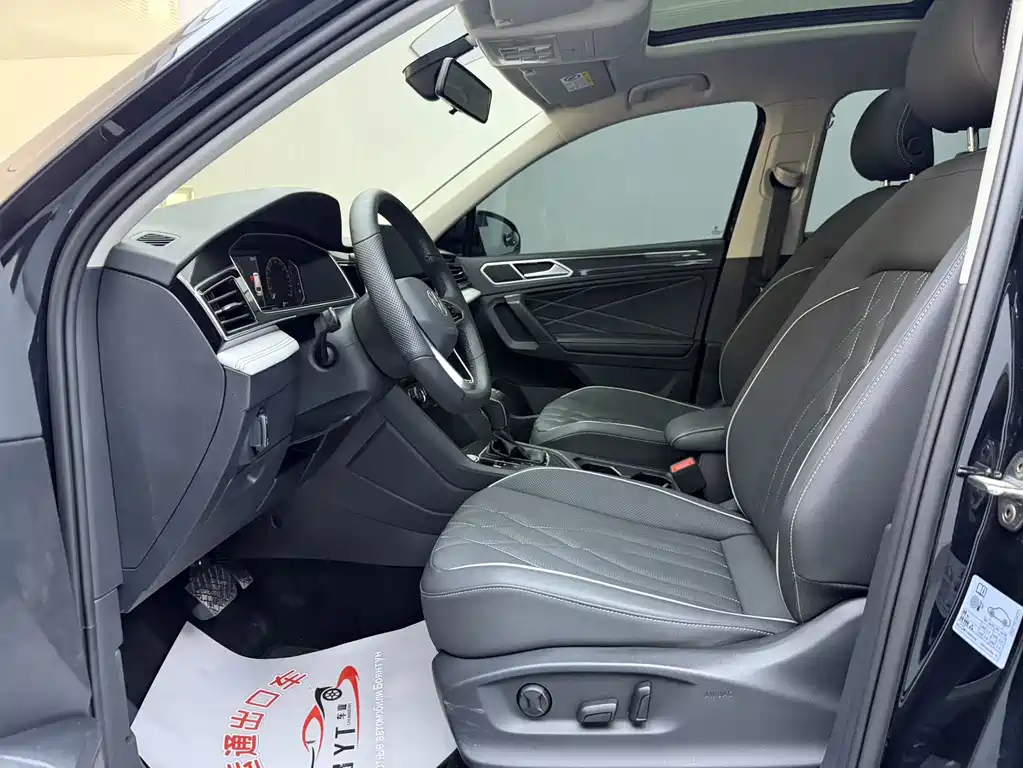 Volkswagen Tiguan L — миниатюра 7