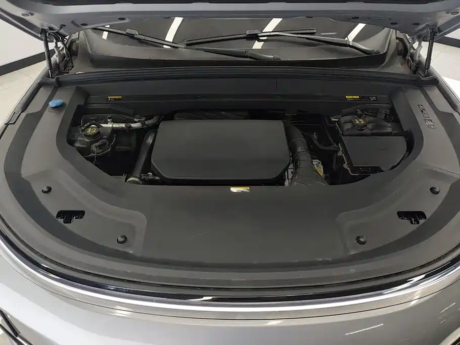 Li Auto Li L9 — миниатюра 9