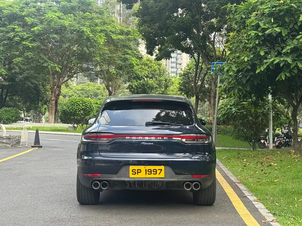Porsche Macan — миниатюра 6