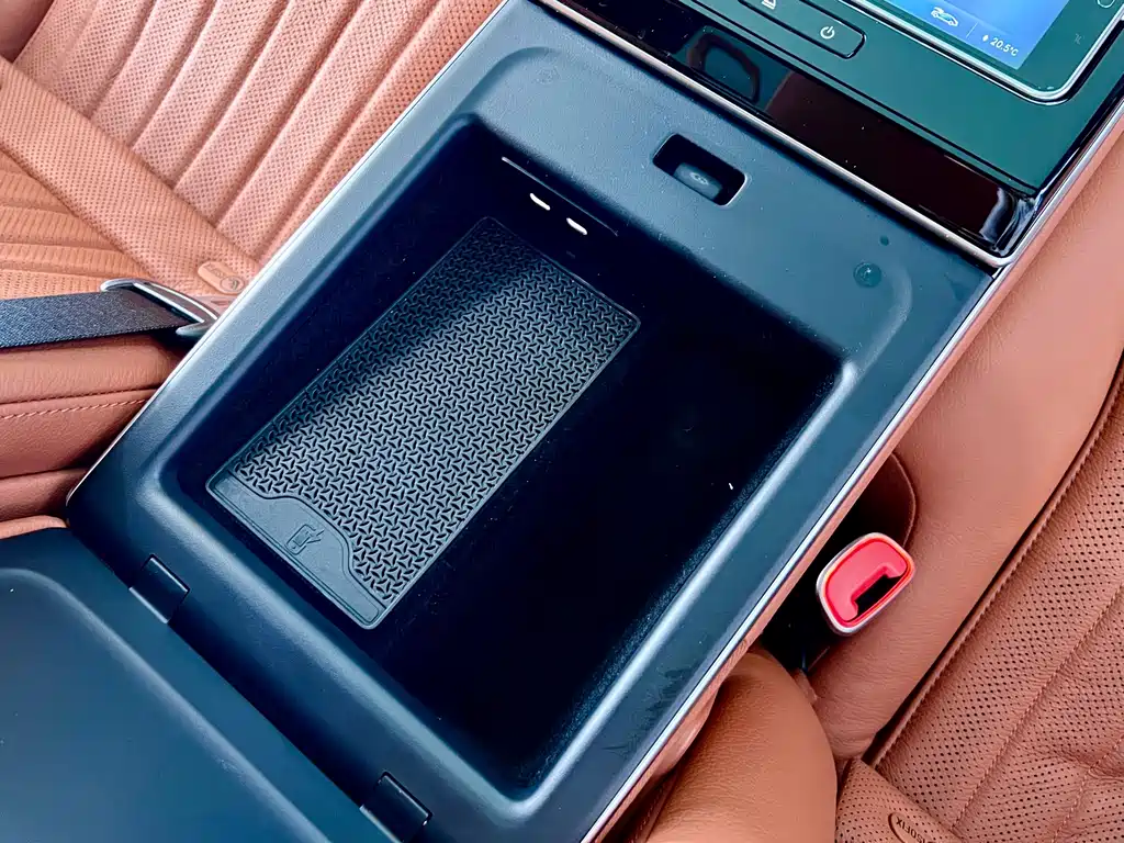 Mercedes-Benz S-Class — миниатюра 20