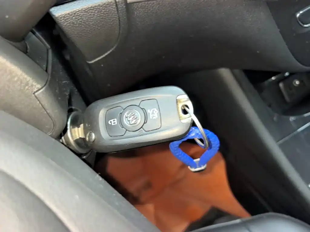 Buick Verano — миниатюра 9