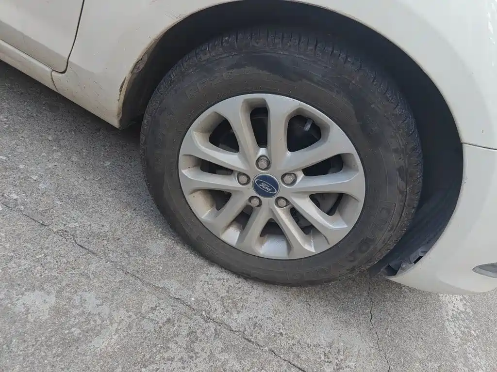 Ford Focus — миниатюра 9