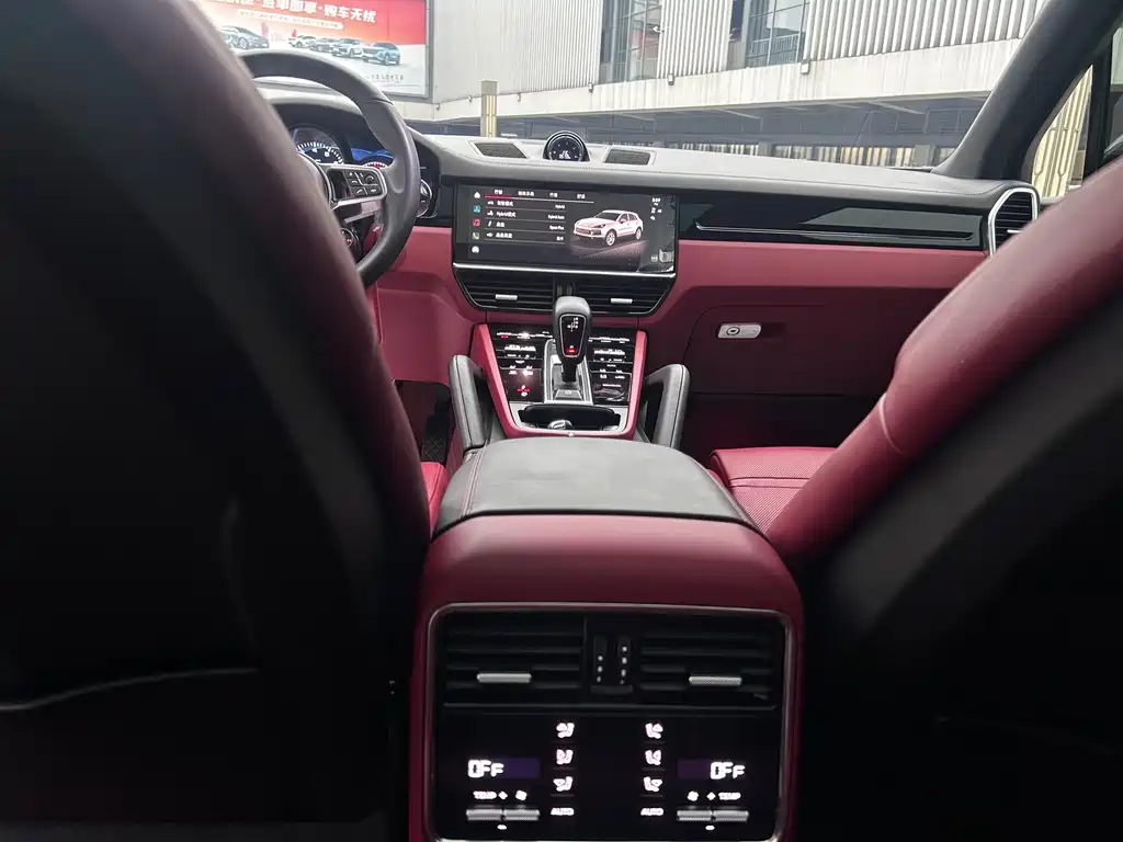 Porsche Cayenne Hybrid — миниатюра 11
