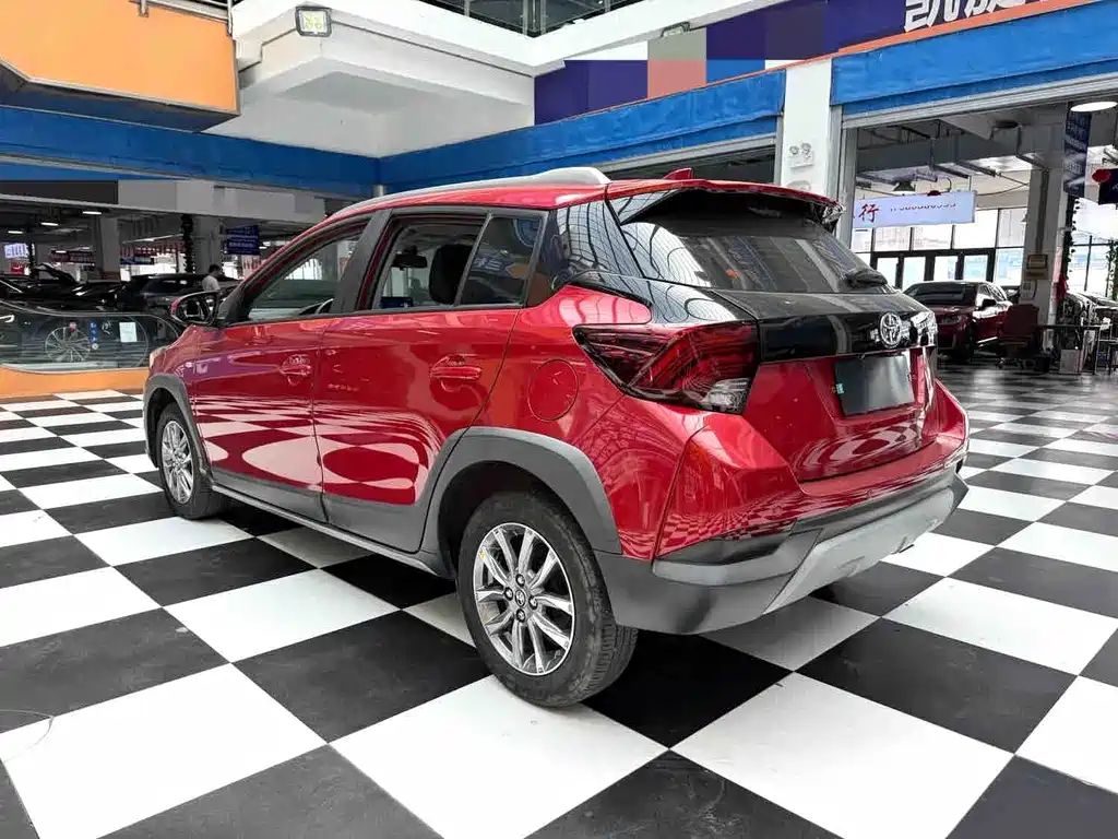 Toyota Yaris L — миниатюра 8
