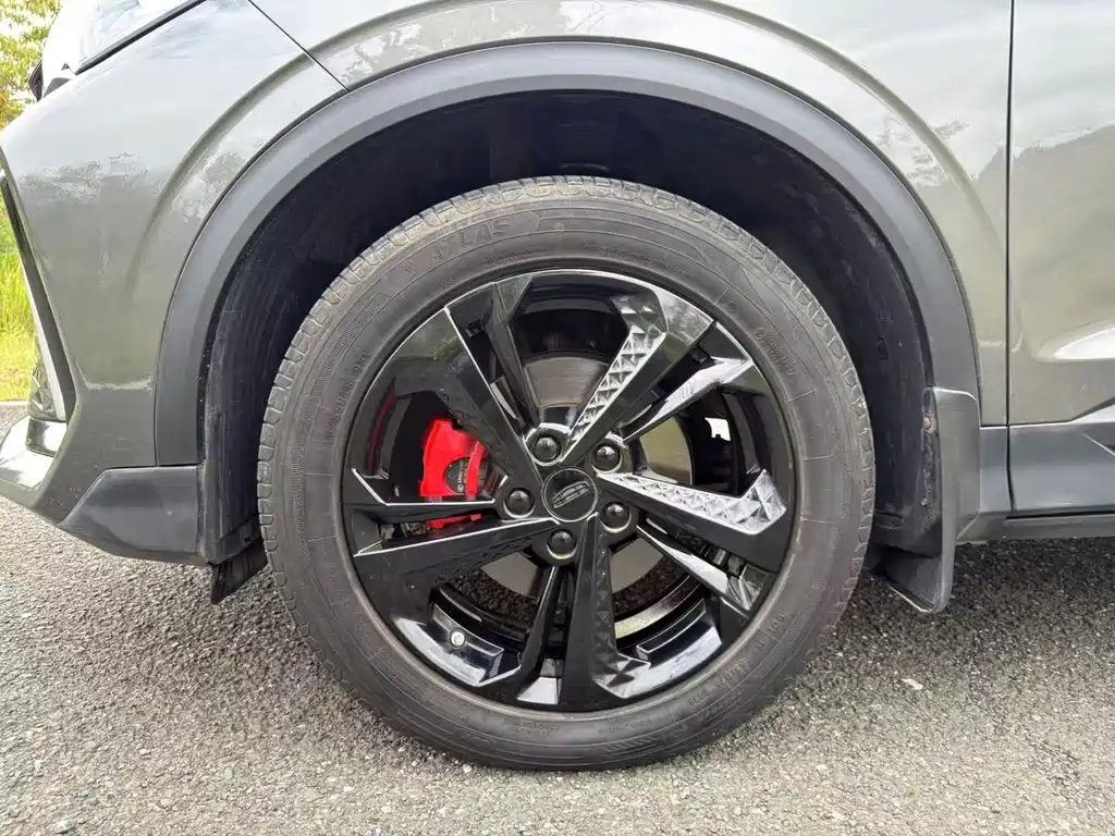 Geely Binyue — миниатюра 11