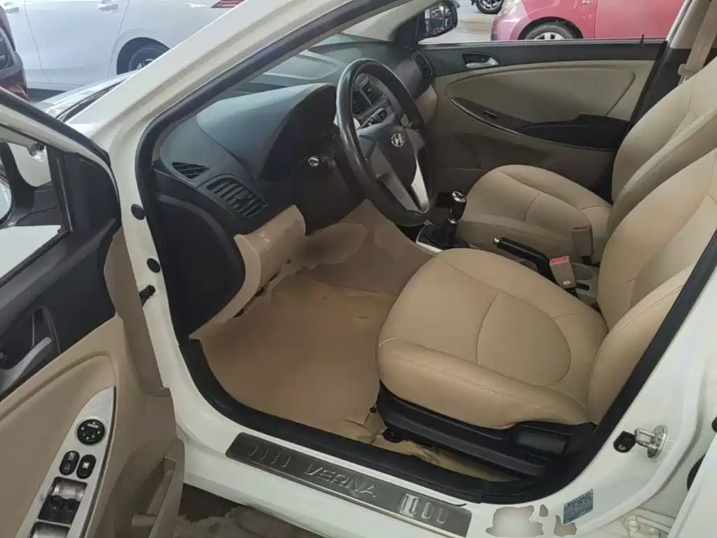 Hyundai Verna — миниатюра 16