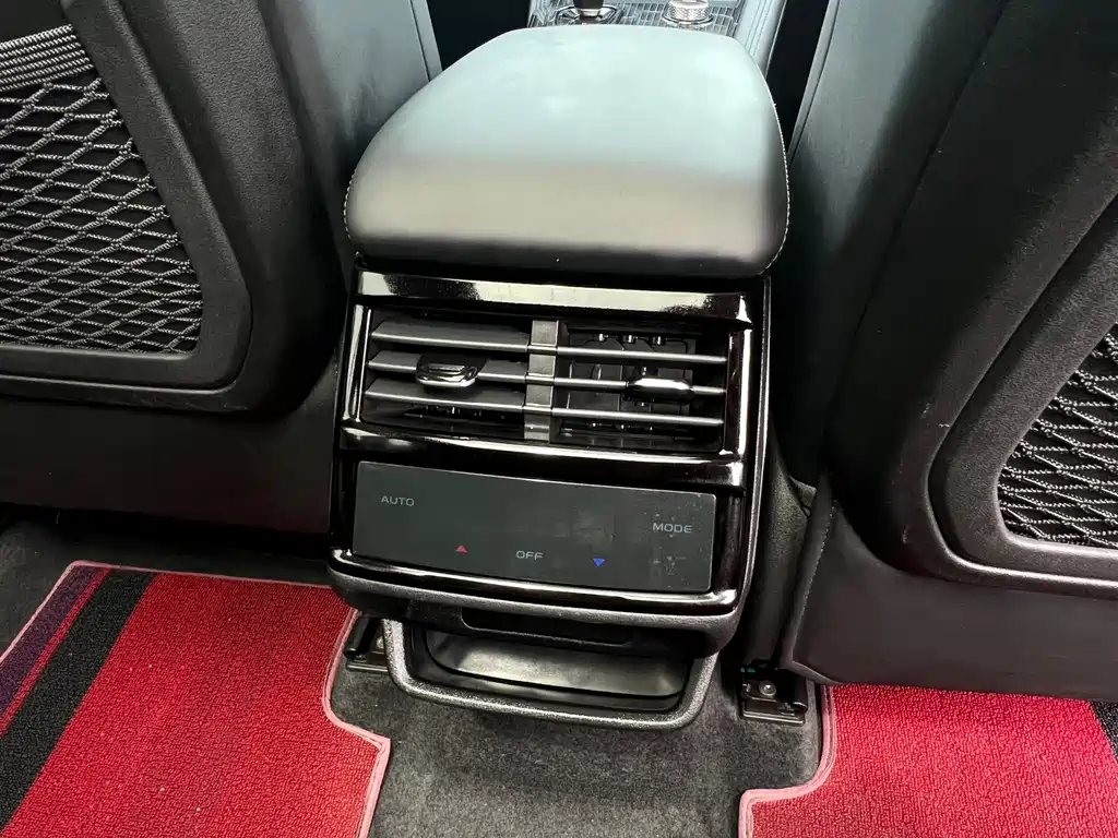 Geely Xingyue L — миниатюра 24