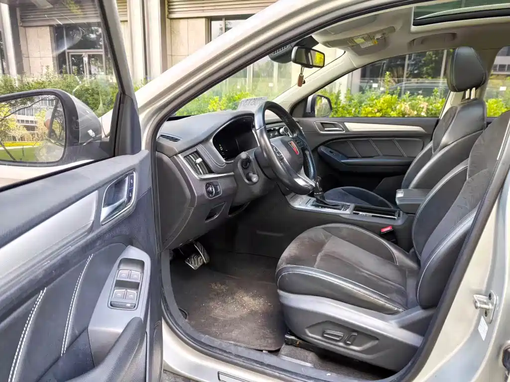 Roewe RX5 New Energy — миниатюра 5