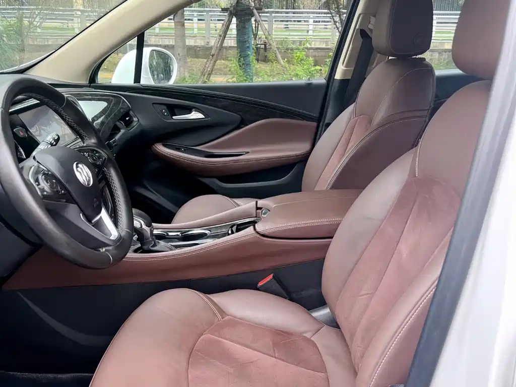 Buick Envision Plus — миниатюра 3