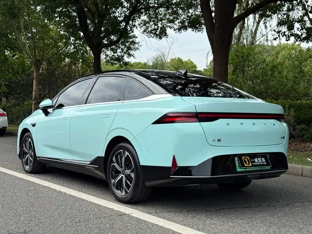 XPeng P5 — миниатюра 2