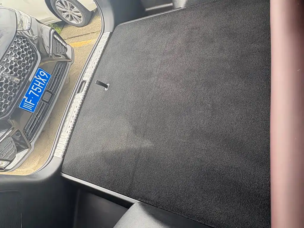 Geely Xingyue L — миниатюра 15
