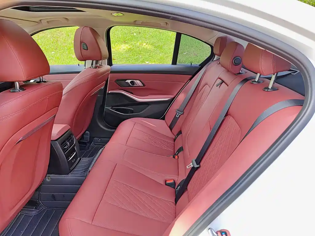 BMW 3 Series — миниатюра 8