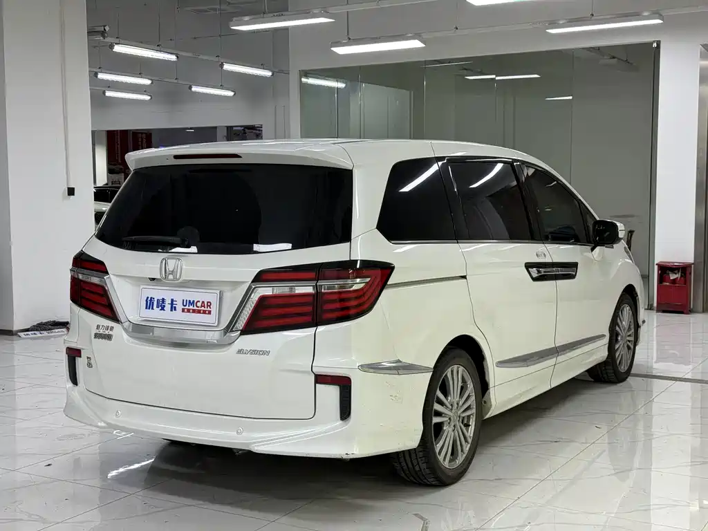 Honda Elysion — миниатюра 6