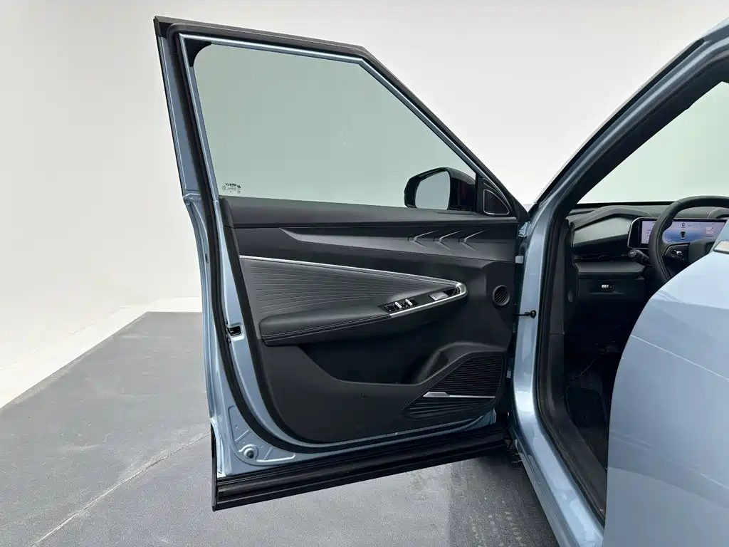 Geely Boyue — миниатюра 11