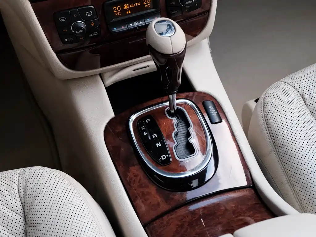Mercedes-Benz S-Class — миниатюра 14