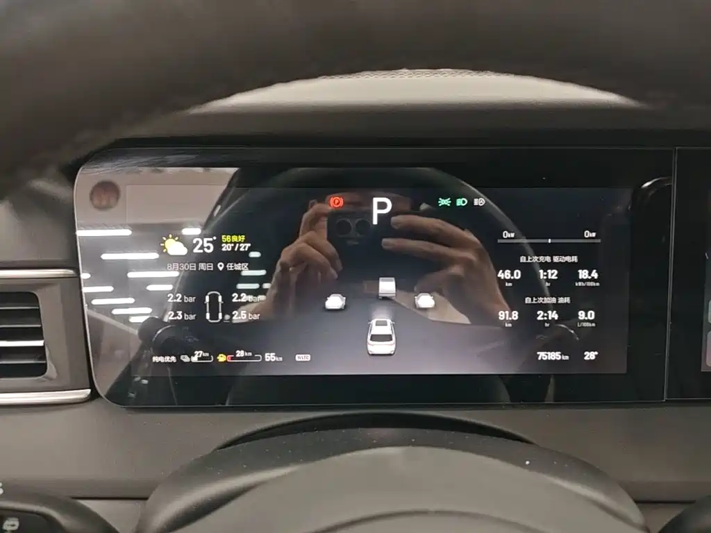 Li Auto Li ONE — миниатюра 12
