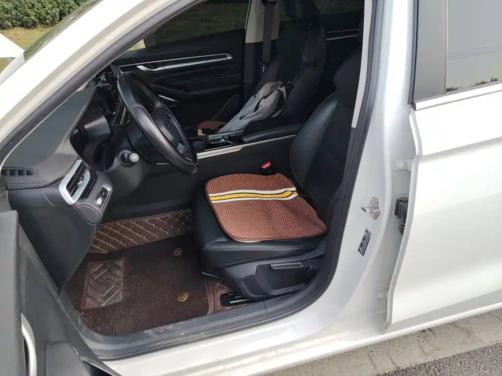 Geely Emgrand — миниатюра 16